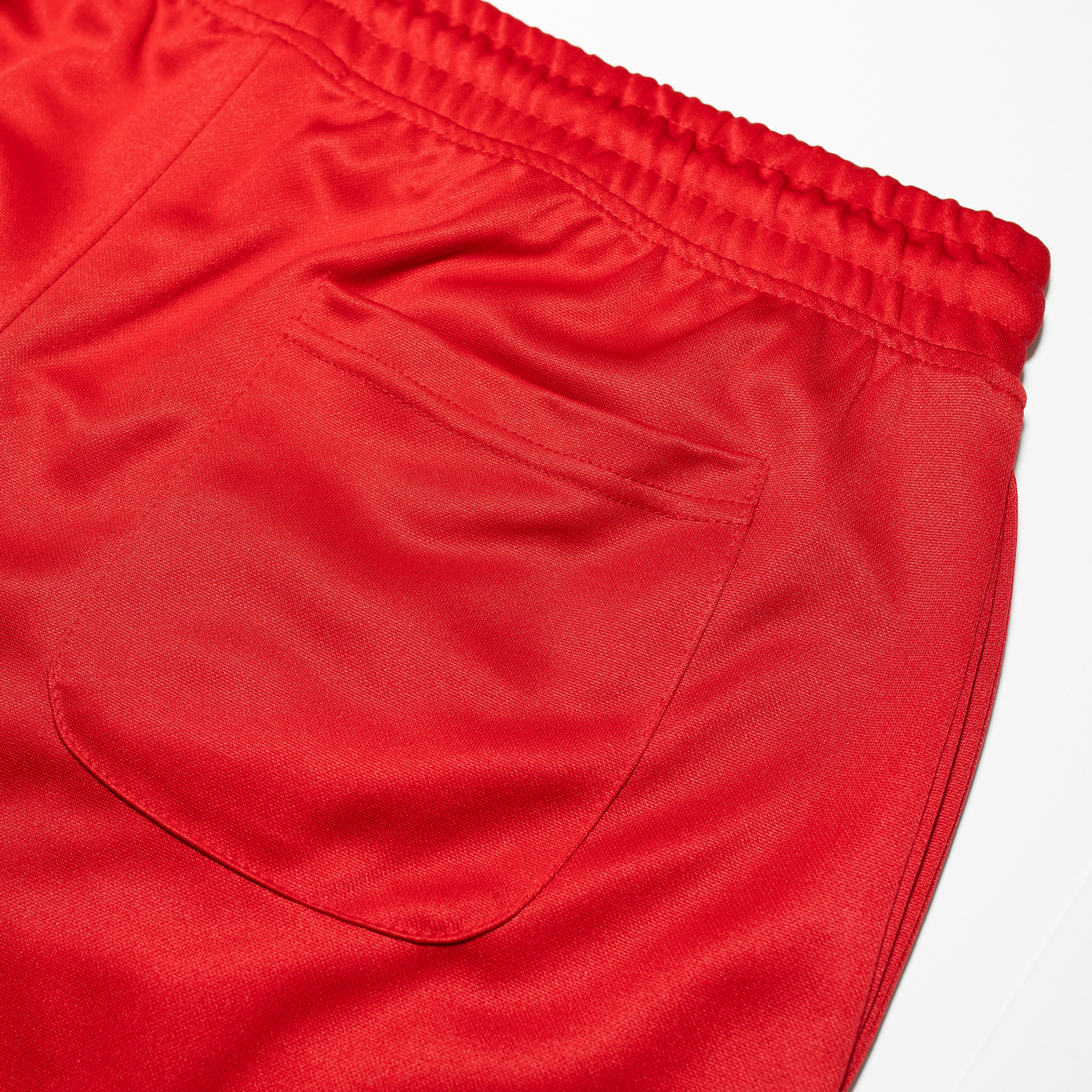 Classic Leisure Shorts - Red